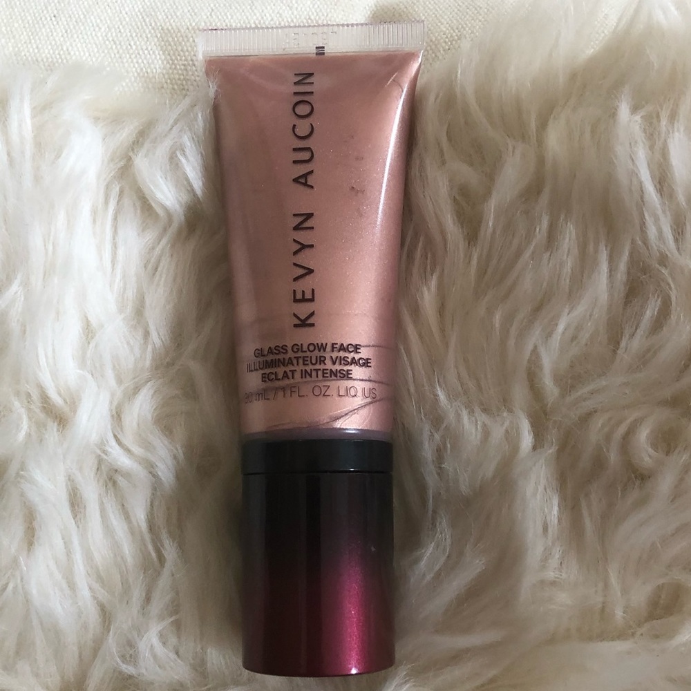 Kevyn Aucoin Glass Glow Face Illuminator